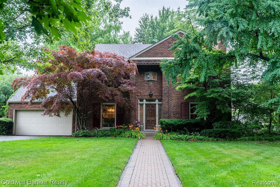 1022 Buckingham Rd, Grosse Pointe Park, MI 48230 - photo 1