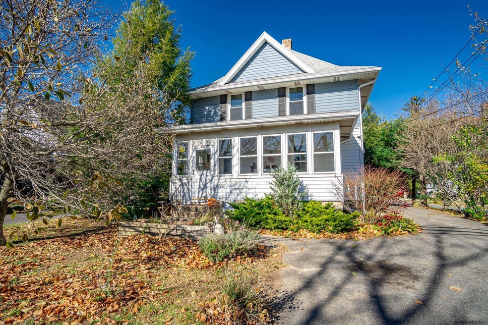 329 Kenwood Ave, Delmar, NY 12054 - photo 1