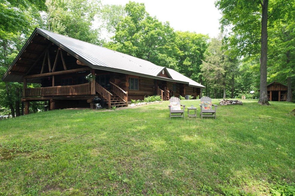 For Sale $949,900 • Co-Listing Agent
