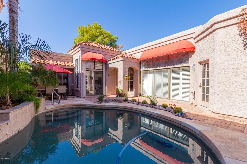 Private Gated Courtyard