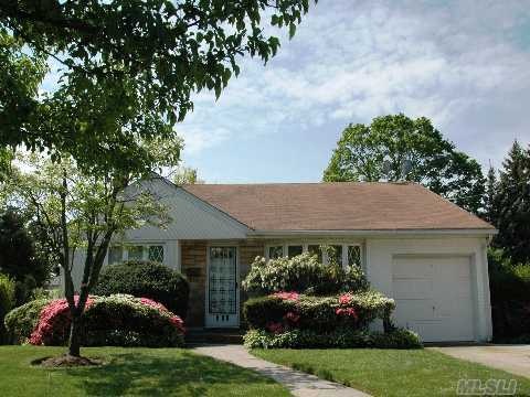 883 Saint James Place, Franklin Square, NY 11010 - photo 1