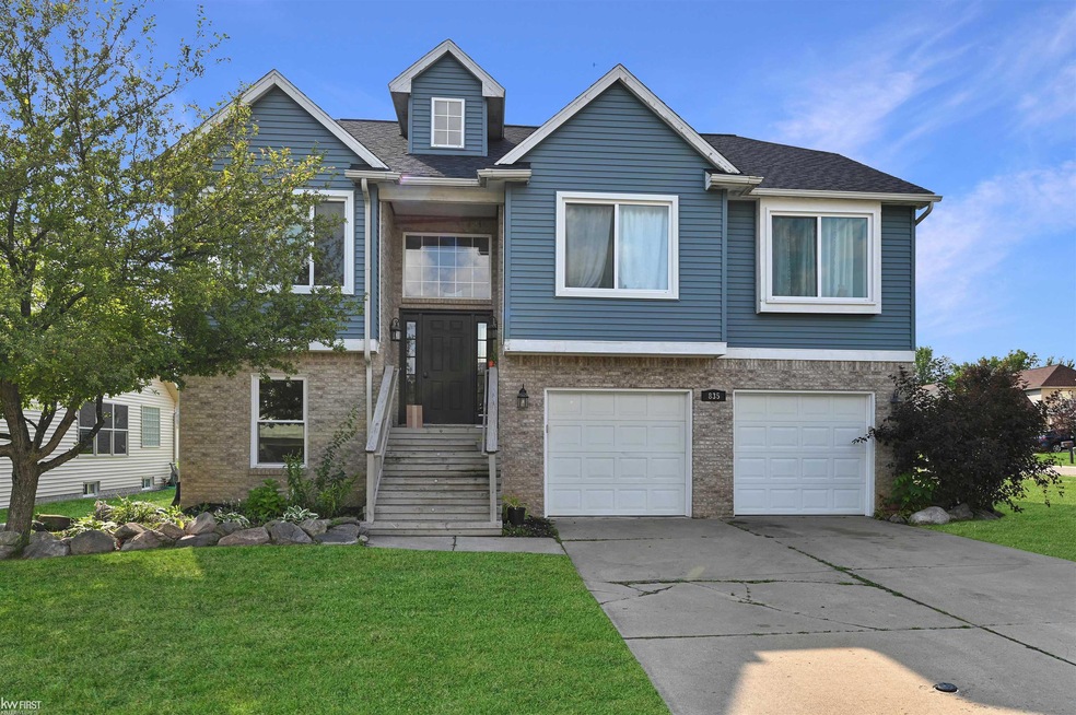 835 Alana Ct unit 65, Davison, MI 48423 - photo 1