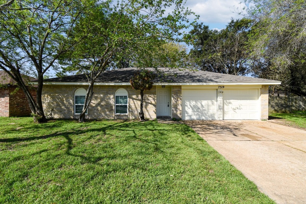 7319 Thistleglen Cir, Houston, TX 77095 - photo 1
