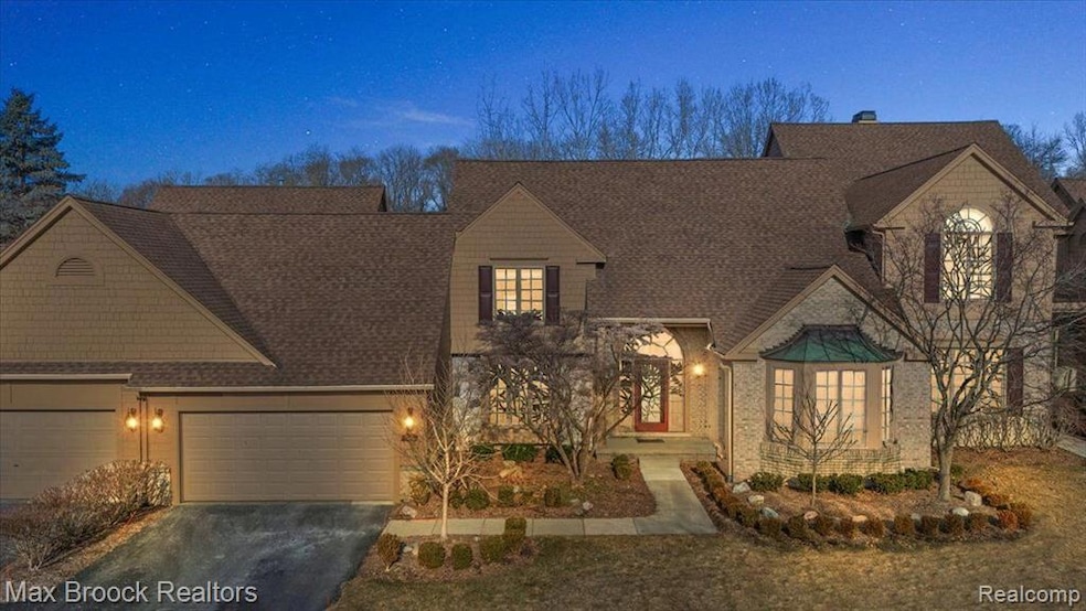 505 Cambridge Way, Bloomfield Hills, MI 48304 - photo 1
