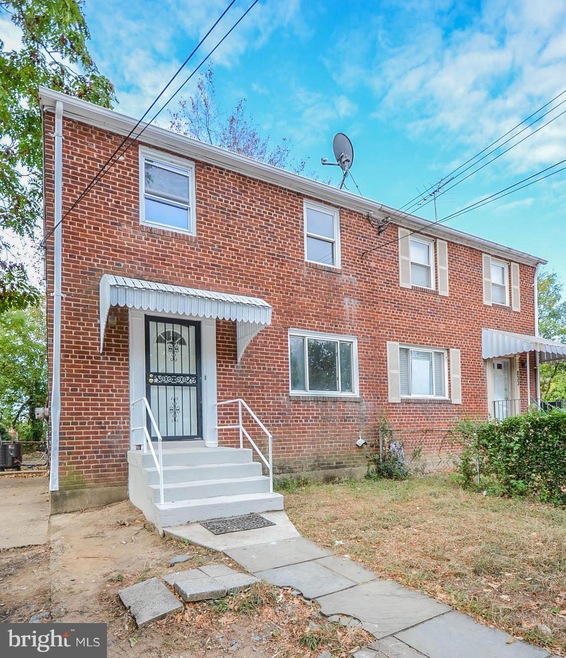 835 Berkshire Dr, Hyattsville, MD 20783 - photo 1