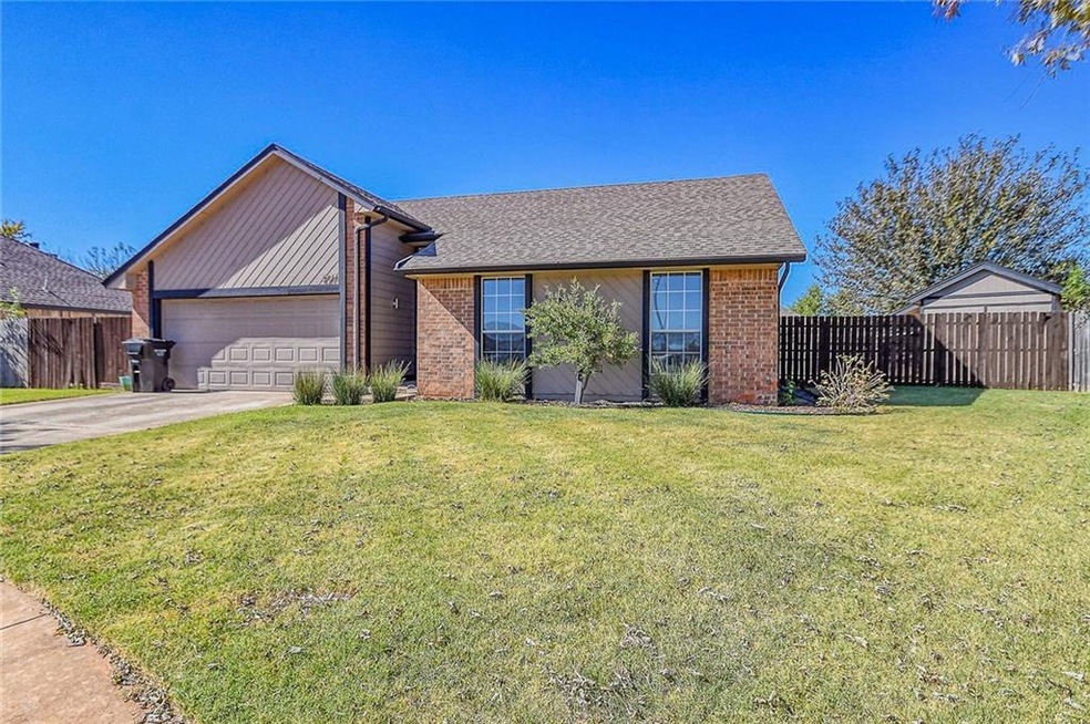 2509 Truitt, Moore, OK 73160 - photo 1