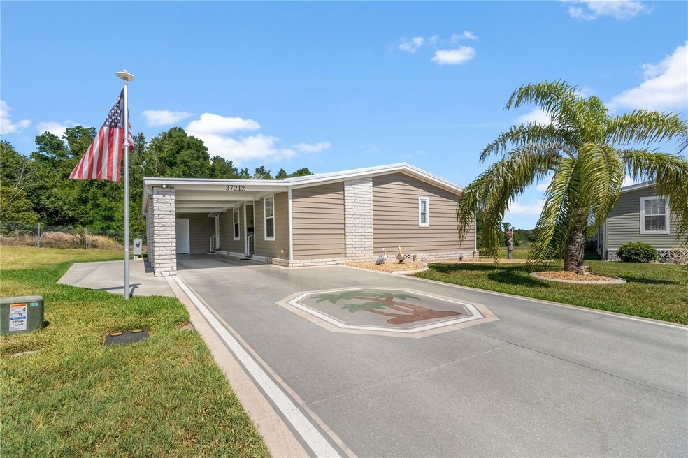 37212 Neukom Ave, Zephyrhills, FL 33541 - photo 1