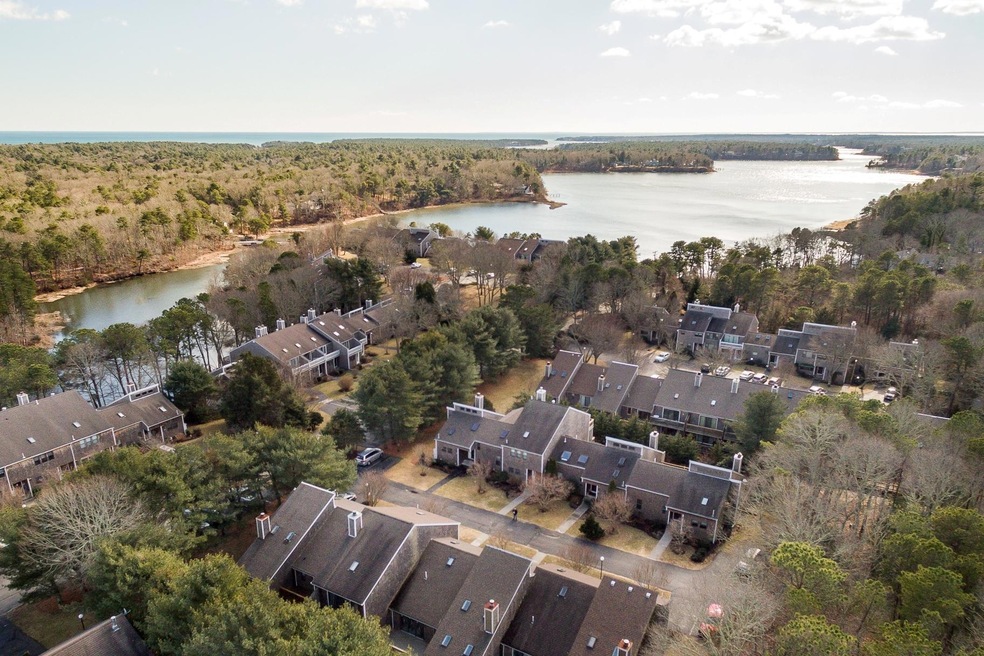 01 Cotuit Bay Condominiums