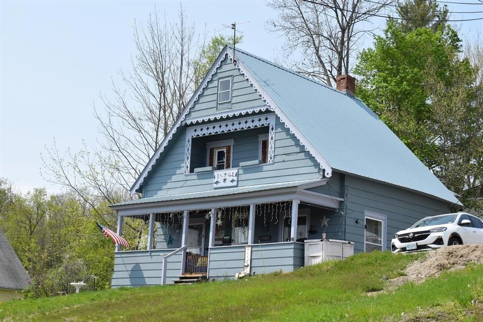 14 Goulet St, Groveton, NH 03582 - photo 1