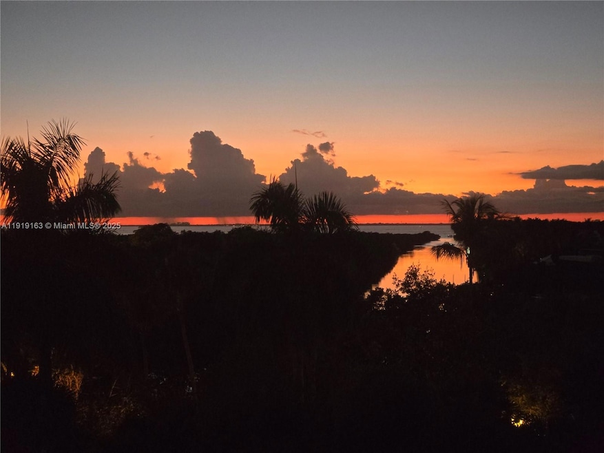 Towers of Key Biscayne unit D404, Key Biscayne, FL 33149 - photo 1