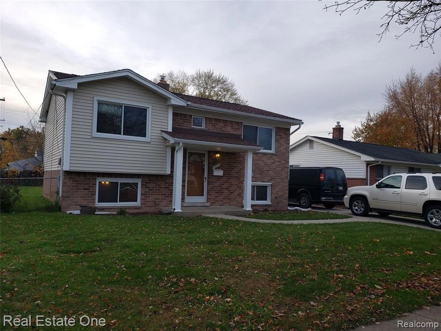 30231 Bluehill St, Roseville, MI 48066 - photo 1