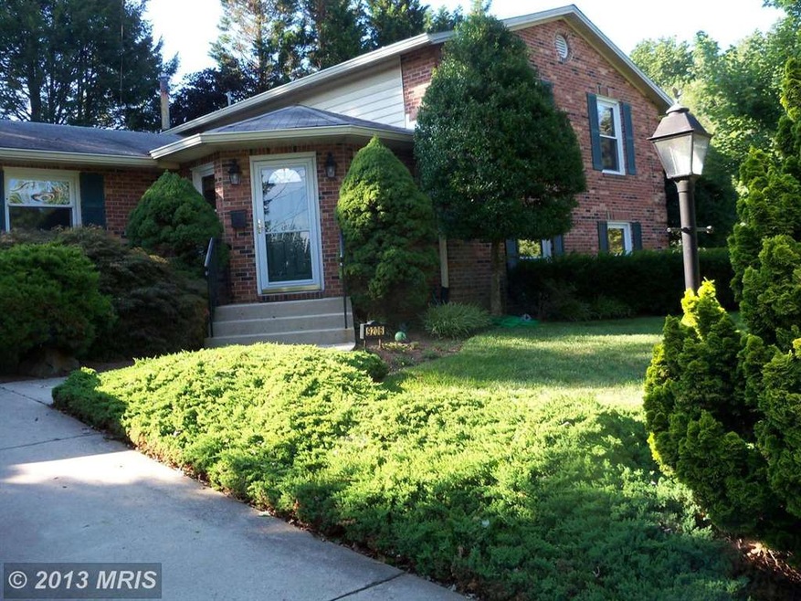 9206 Kristin Ln, Fairfax, VA 22032 - photo 1