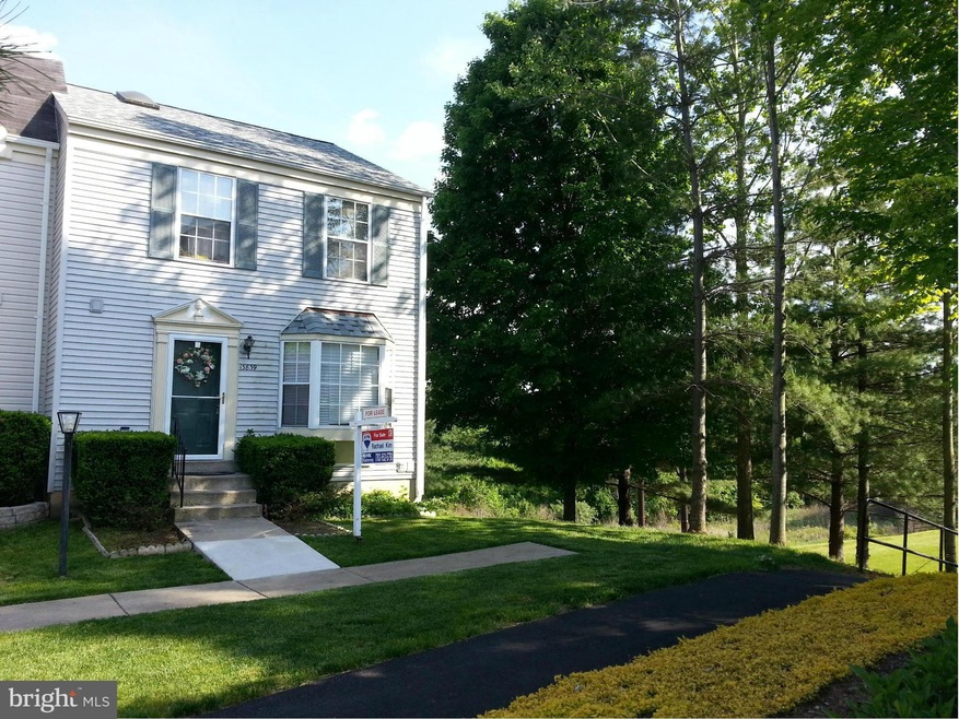 13839 Laura Ratcliff Ct, Centreville, VA 20121 - photo 1