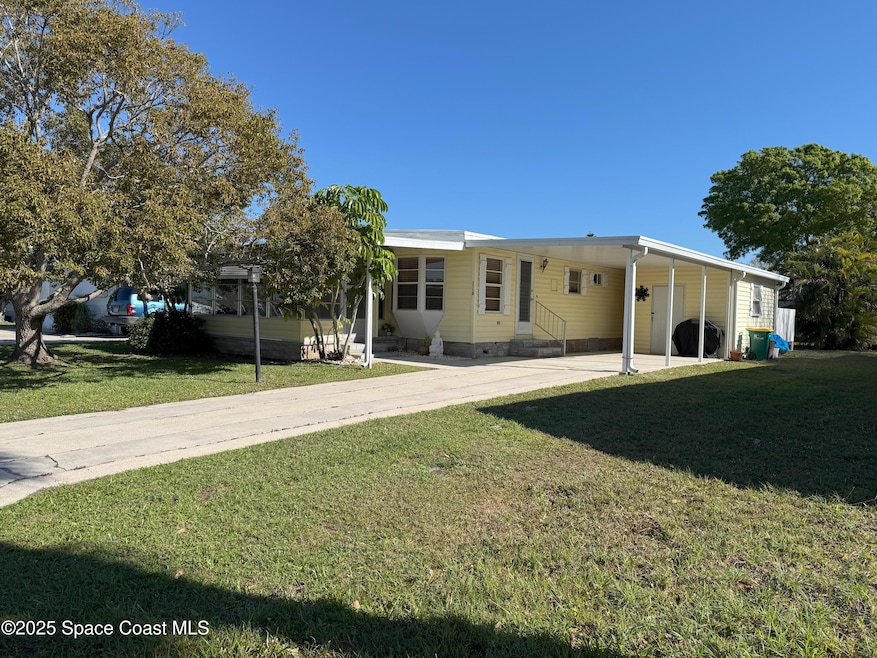 1110 Indigo Dr, Sebastian, FL 32976 - photo 1