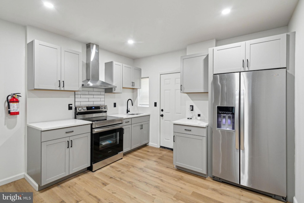 744 Romana Gonzalez St, Camden, NJ 08103 - photo 1