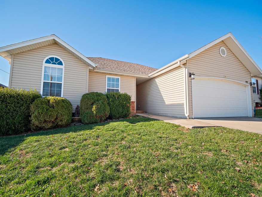 508 W Woodbine Rd, Nixa, MO 65714 - photo 1