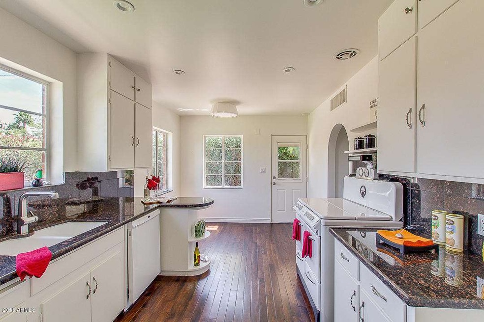 1232 E Cambridge Ave, Phoenix, AZ 85006 - photo 1