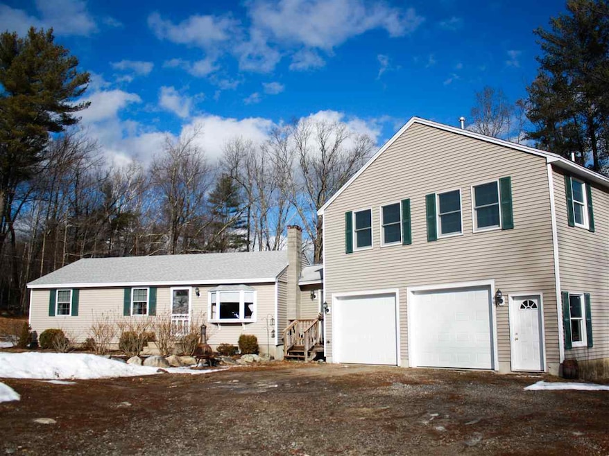 9 Wilkele Rd, Sandown, NH 03873 - photo 1