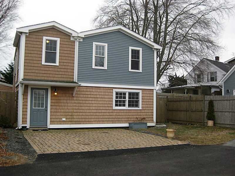 4 Anthony Ct, Newport, RI 02840 - photo 1