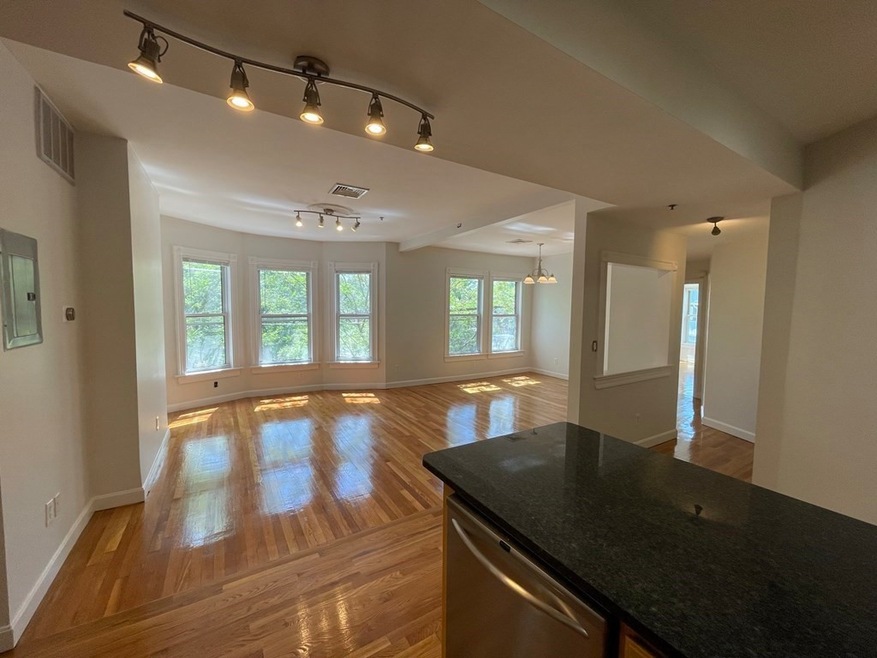 33 Summer St unit 4, Somerville, MA 02143 - photo 1