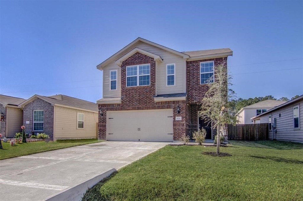 10543 Pine Landing Dr, Houston, TX 77088 - photo 1