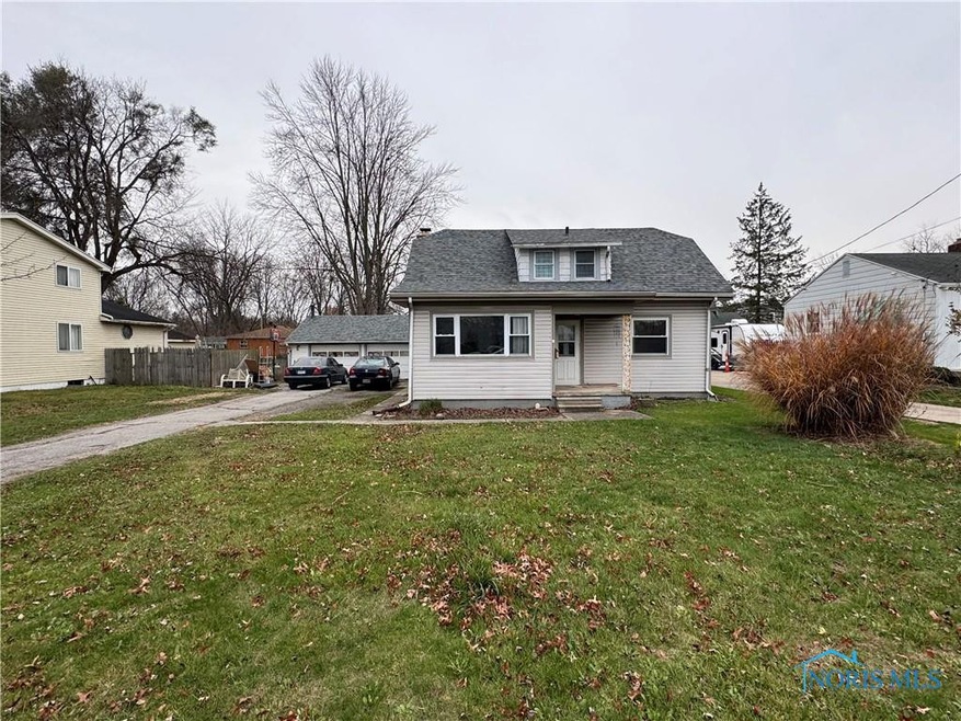 2227 Rood St, Toledo, OH 43613 - photo 1