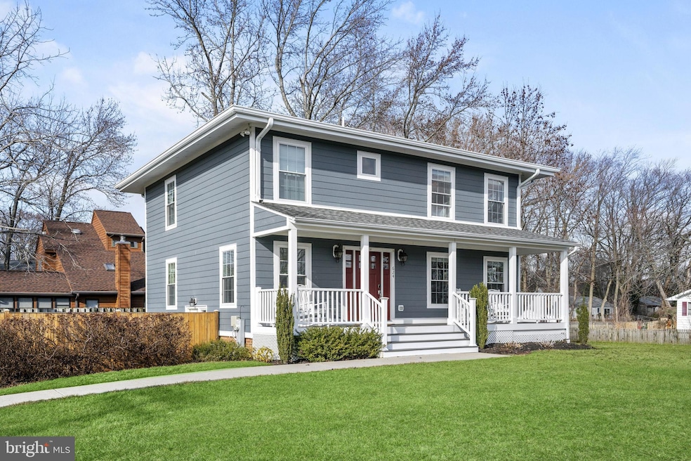 Sold $870,000 • Co-Listing Agent