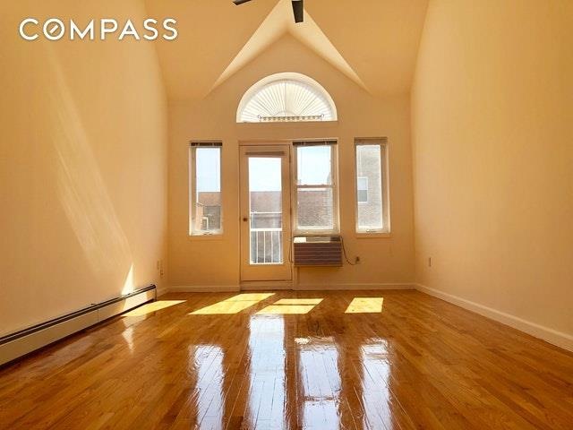 31-14 43rd St unit 2, Long Island City, NY 11103 - photo 1