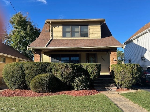 4710 Maplecrest Ave, Cleveland, OH 44134 - photo 1