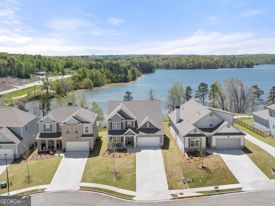 Windsor A Exterior at Cottages of Lake Lanier in G