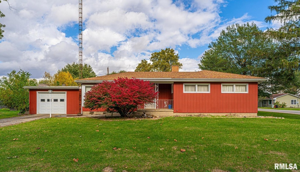 1522 Broadway St, Lincoln, IL 62656 - photo 1