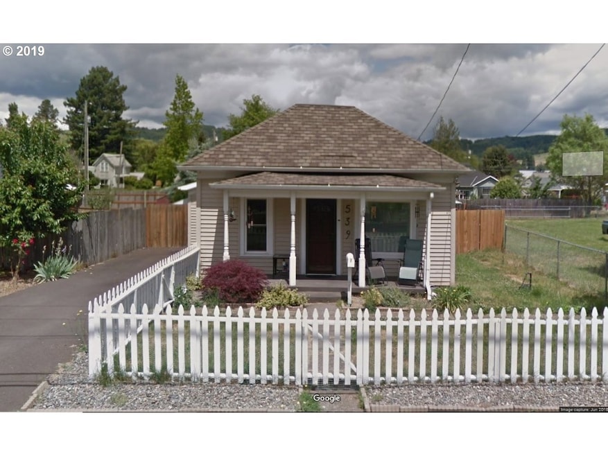 539 W Main St, Sheridan, OR 97378 - photo 1