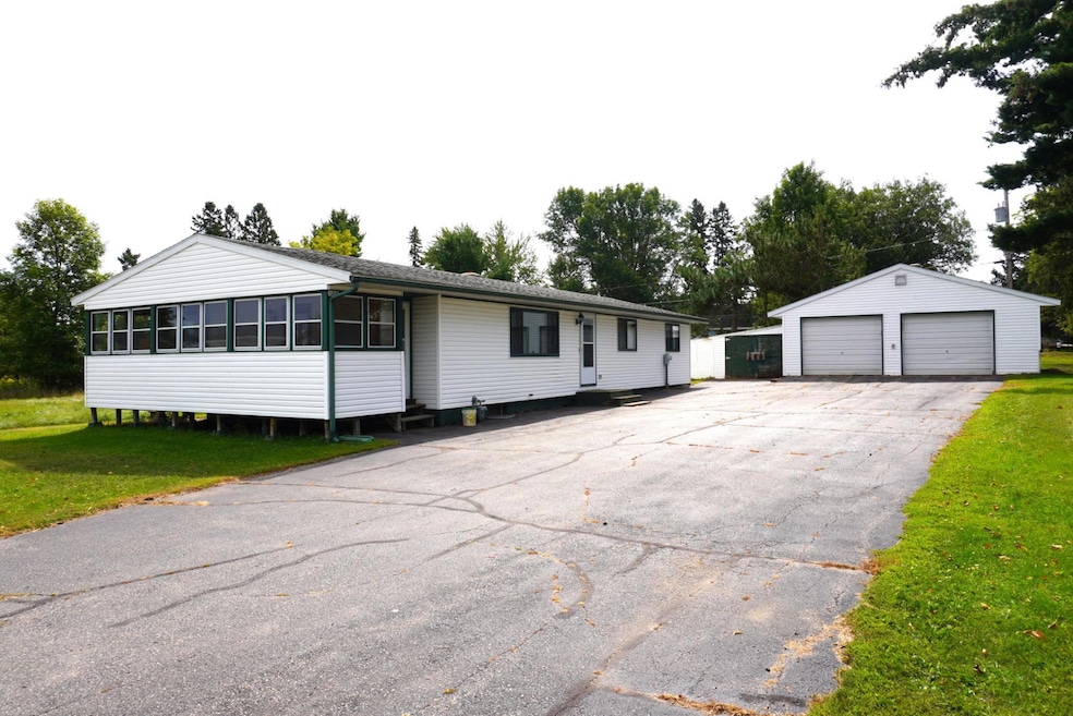 1205 Cotter Ave, Merrill, WI 54452 - photo 1