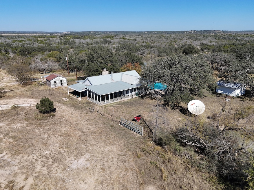 15582 U S 377, Mason, TX 76856 - photo 1
