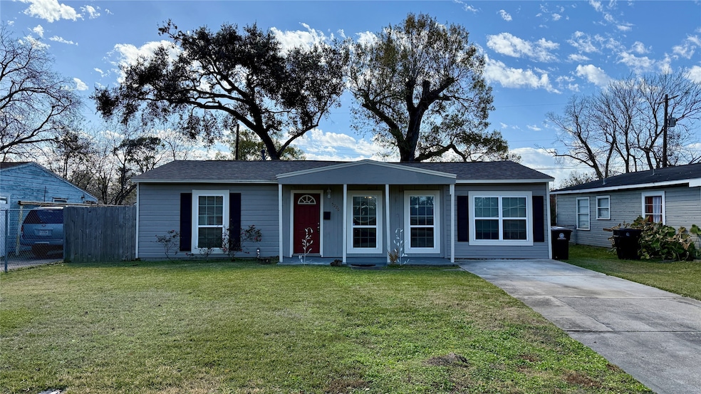 5226 Cosby St, Houston, TX 77021 - photo 1