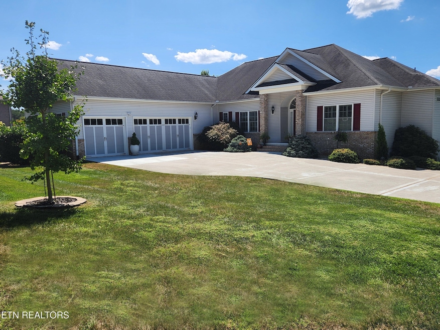 For Sale $949,900