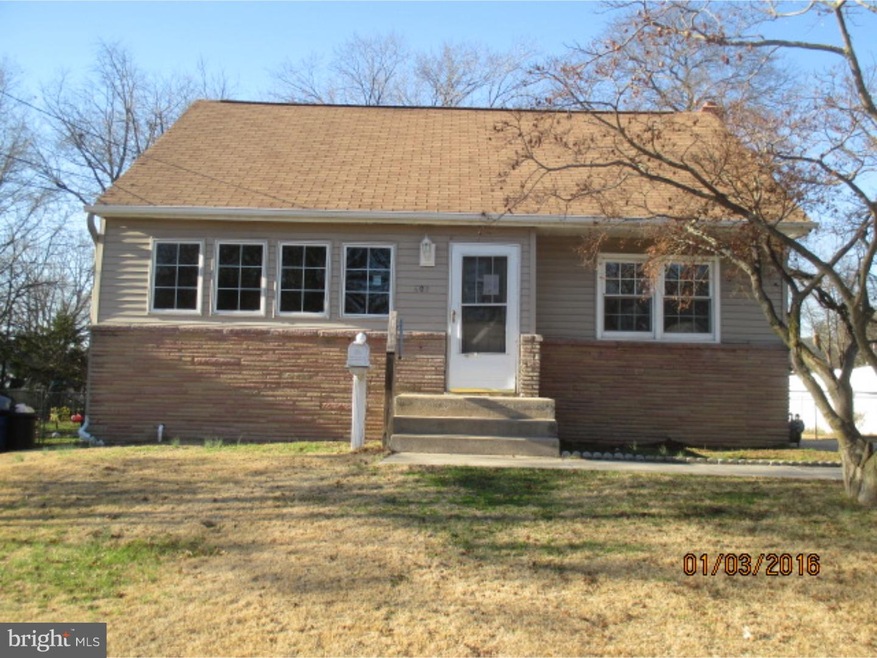 403 W 1st Ave, Runnemede, NJ 08078 - photo 1