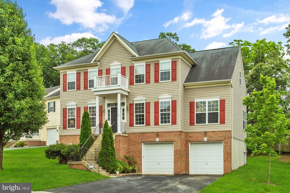 17613 Overlook Rd, Dumfries, VA 22026 - photo 1