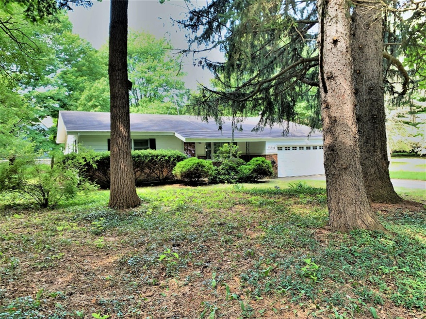 13916 S Rea Ave, Three Oaks, MI 49128 - photo 1