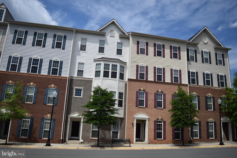 9510 Lee Ct unit 1, Manassas, VA 20110 - photo 1