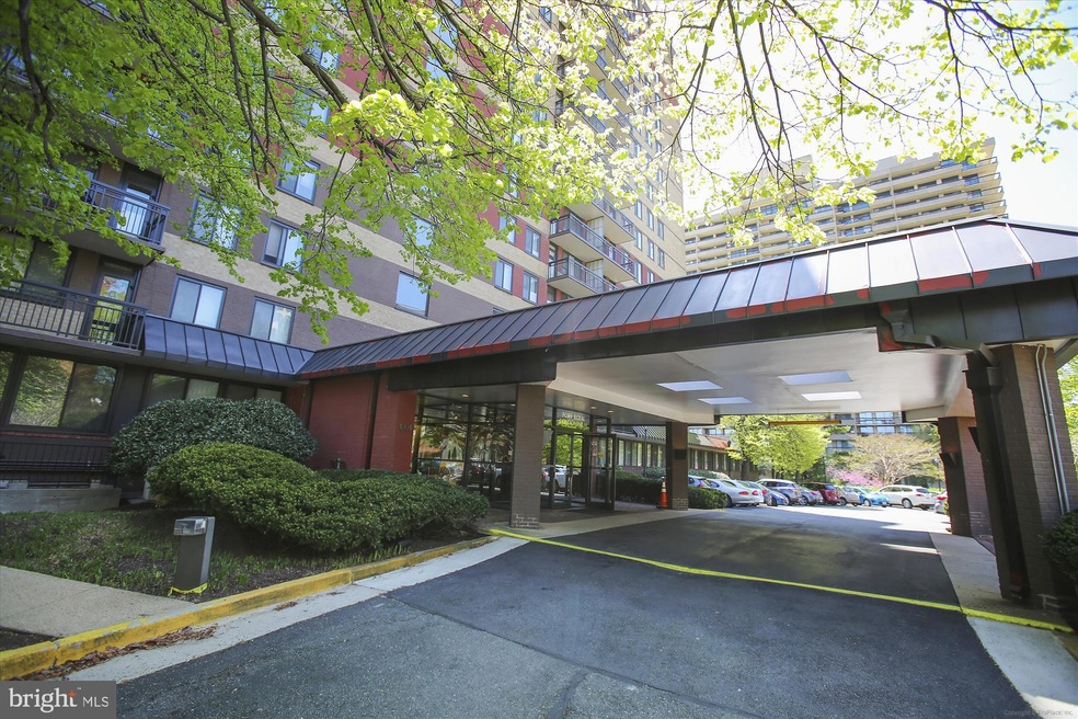 Port Royal unit 1606, Alexandria, VA 22314 - photo 1