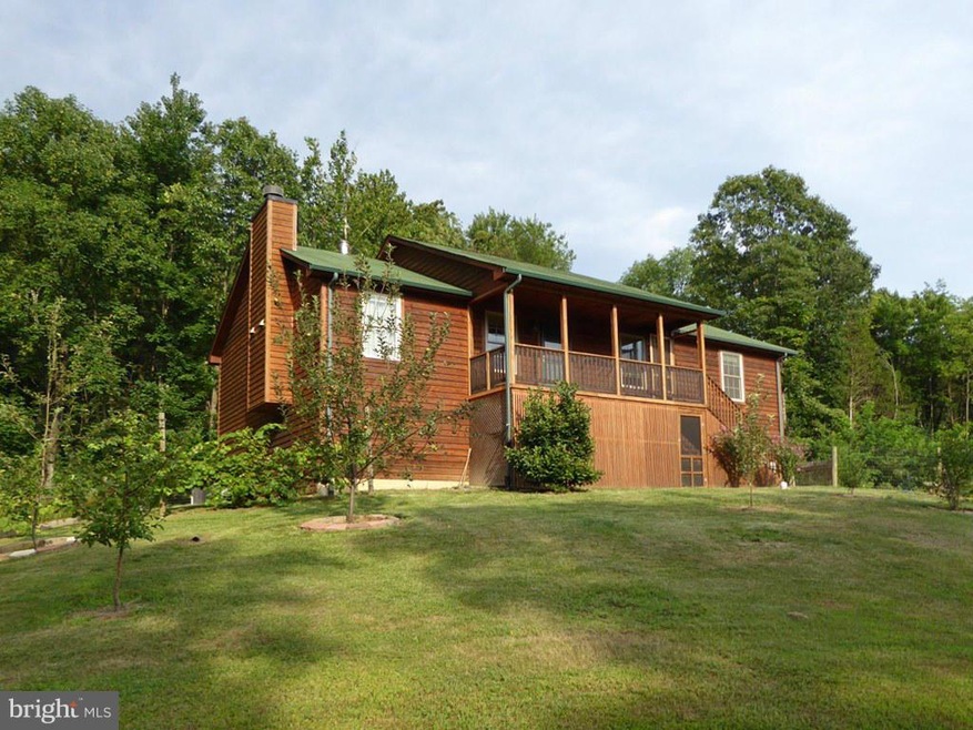 765 Timberland Manor Dr, Bentonville, VA 22610 - photo 1