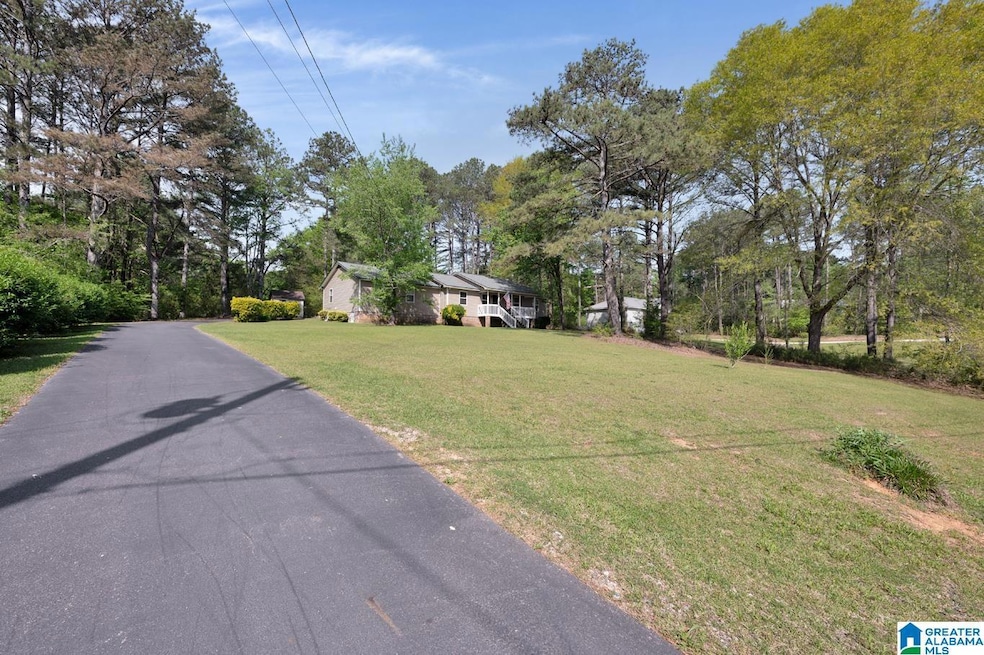 One Level Southern Living Home Simply Relax or Ent