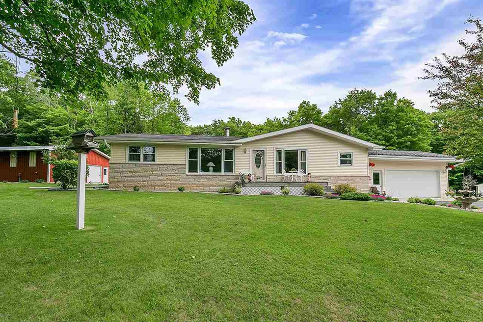 W6626 Beech Rd, Porterfield, WI 54159 - photo 1