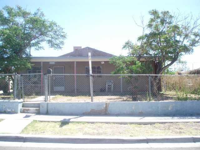 698 Santa Barbara Dr, El Paso, TX 79915 - photo 1
