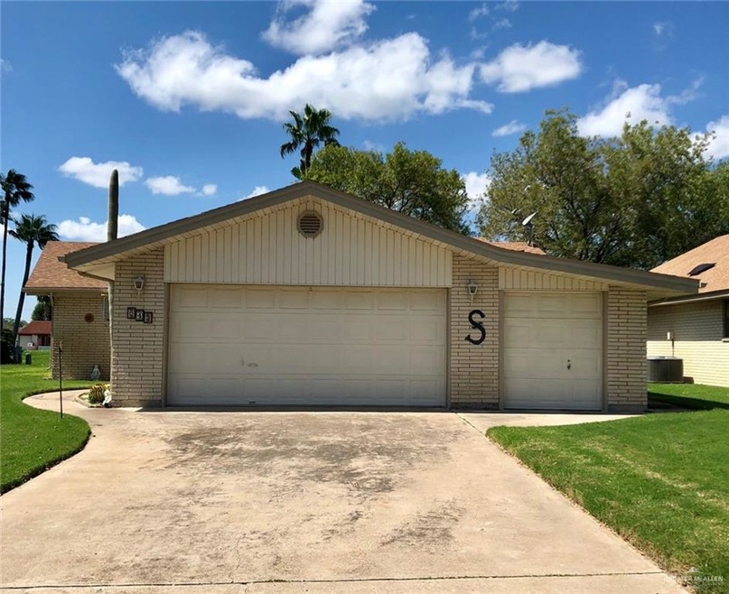 843 Palm Dr, Alamo, TX 78516 - photo 1