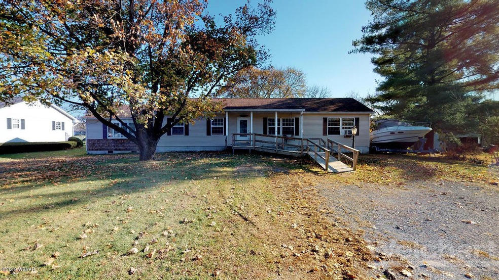 394 E Penn St, Muncy, PA 17756 - photo 1