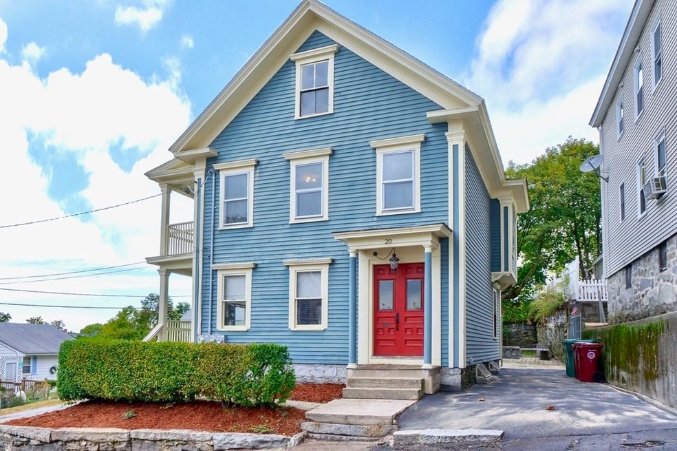 20 8th St unit A, Lowell, MA 01850 - photo 1