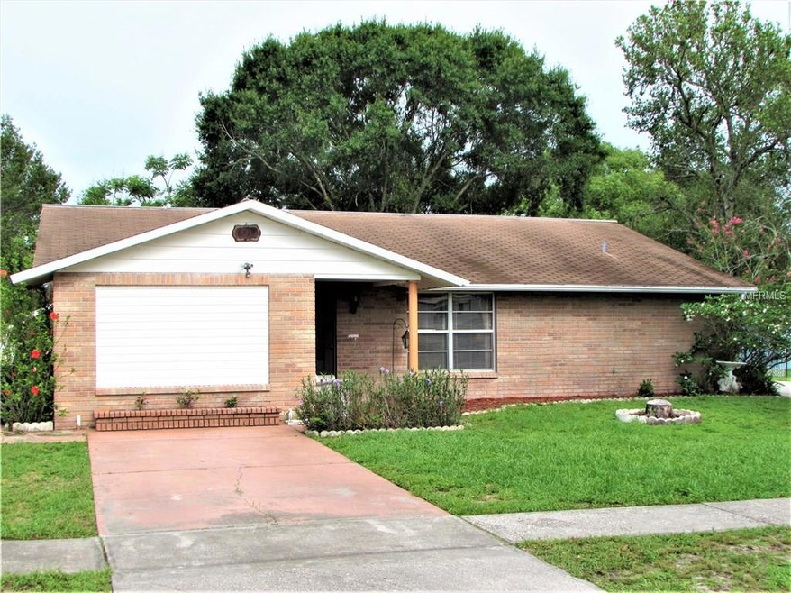 6219 19th St, Zephyrhills, FL 33542 - photo 1