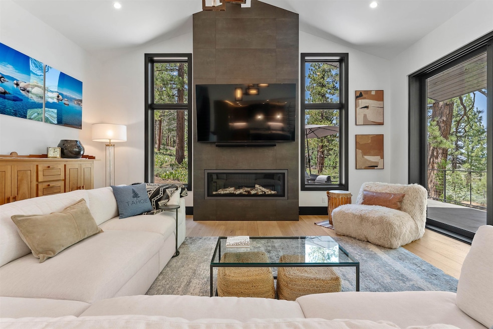 13321 Snowshoe Thompson Cir, Truckee, CA 96161 - photo 1